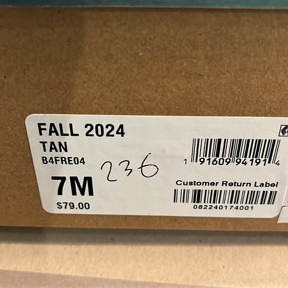 JBU Women's Freeze Round Tan Toe Boots/NIB/7M - Picture 12 of 13